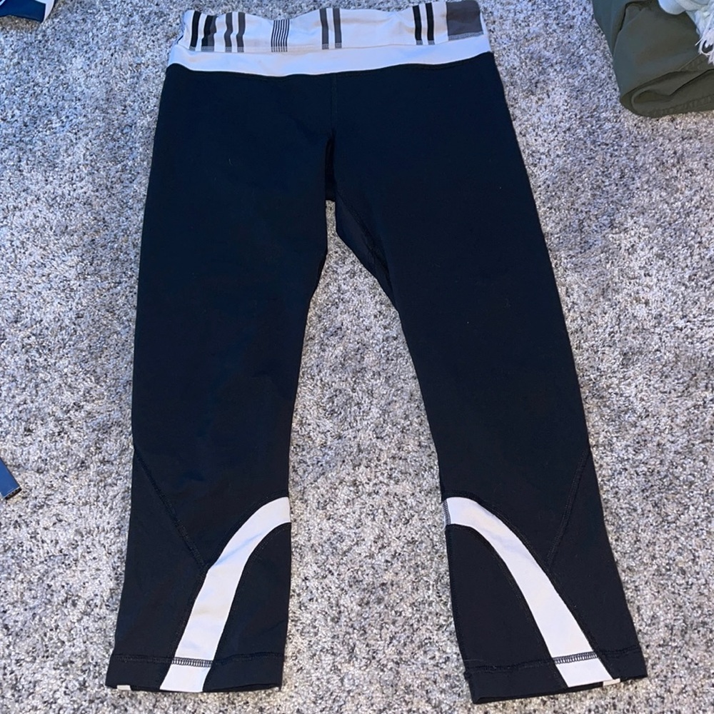 lulu lemon cropped leggings